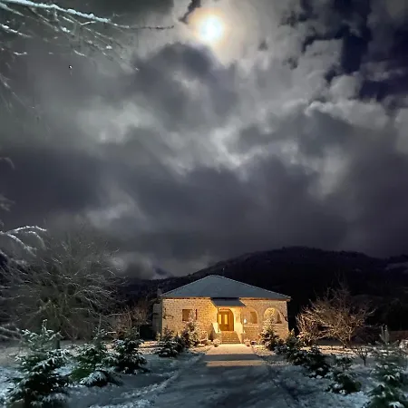 Naum Villa Voskopoje