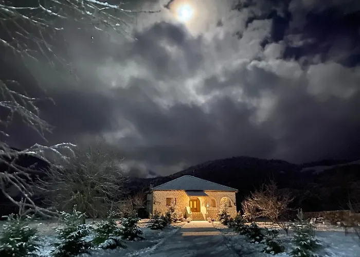 Naum Villa Voskopoje